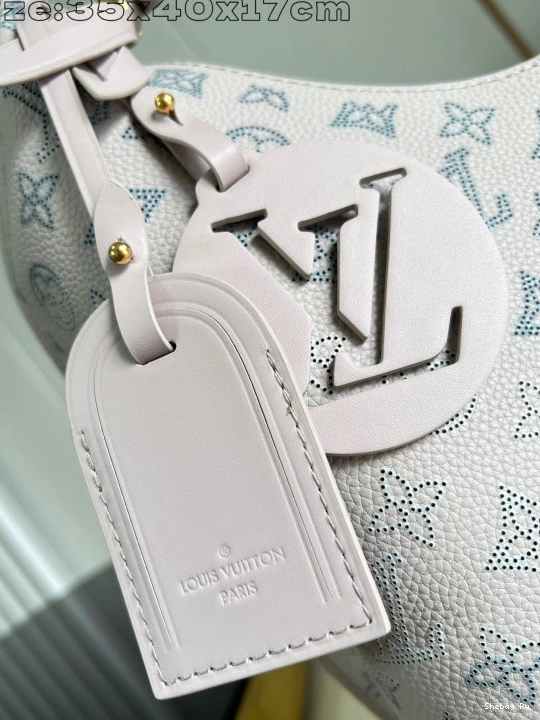 VUITTON CARMEL LOUIS 0719